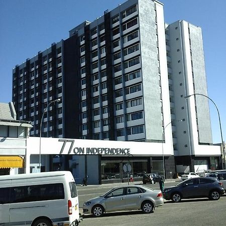 77 On Independence Apartments Windhoek Eksteriør bilde